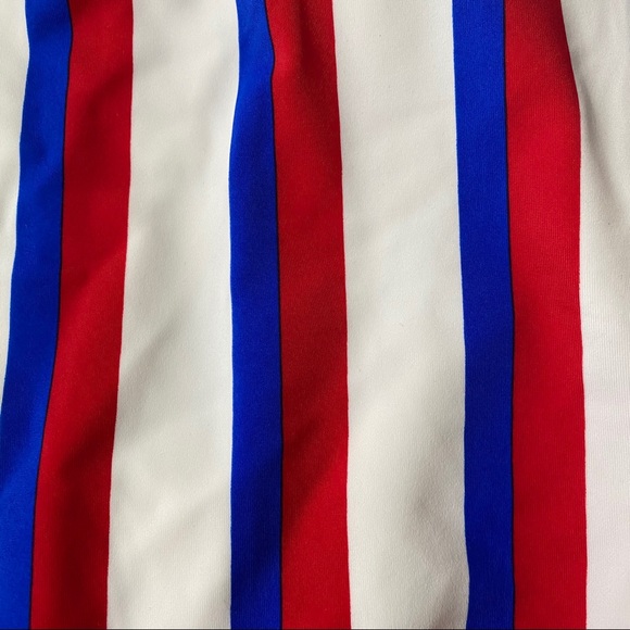 Bathing suit - Picture 3 of 3